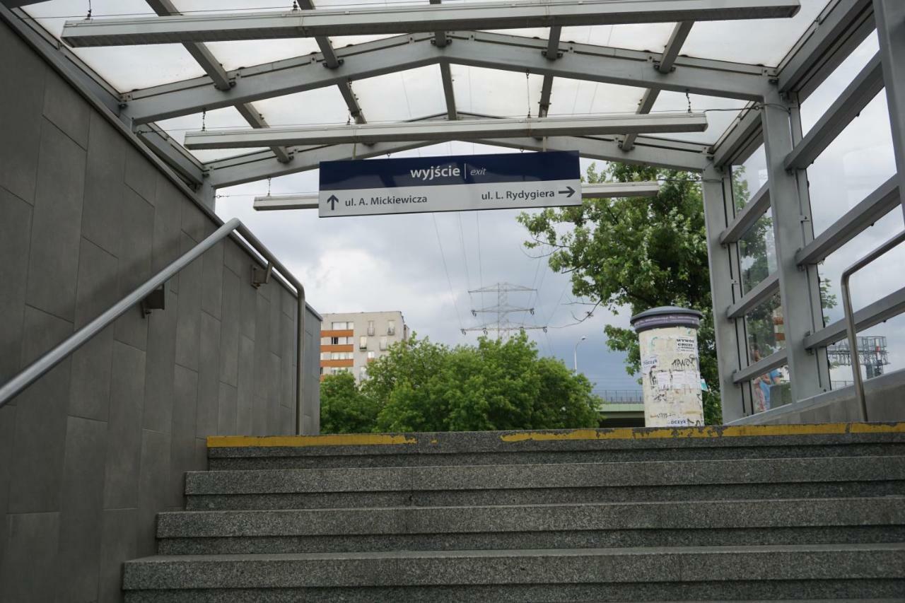 Apartmán Studio Dworzec Gdanski Varšava Exteriér fotografie